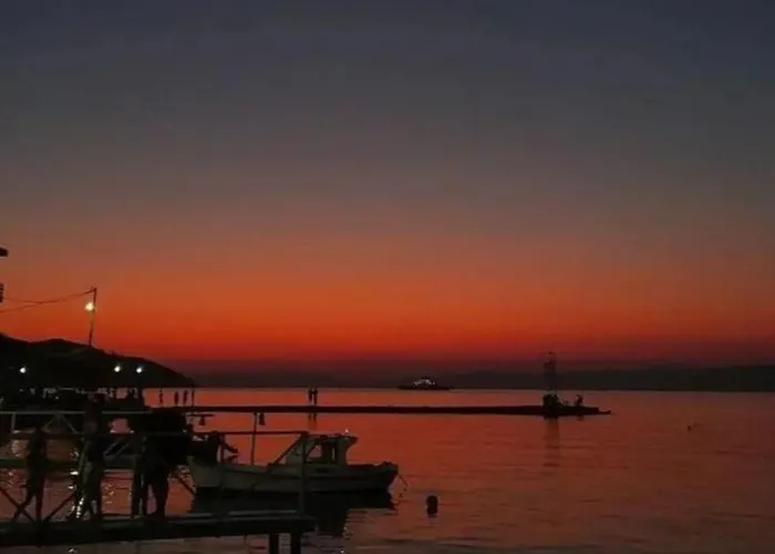 Apartmán Aeria Old Port 1 *