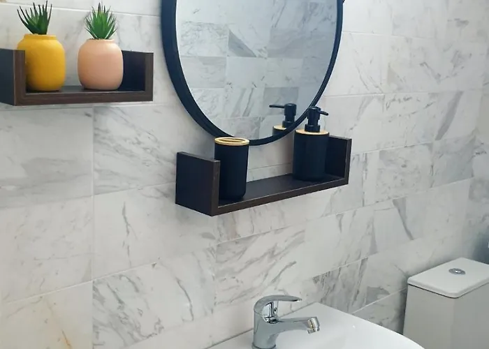 Apartmán Aeria Old Port 1 *